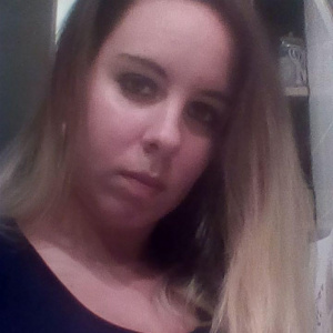 Emielia, 31 (BE)