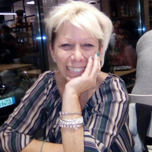 Kiane, 56 (SG)