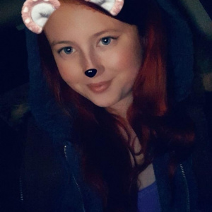 Ninoula, 27 (ZH)