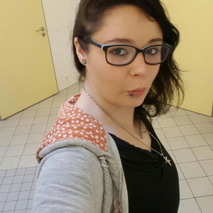 Allexys, 28 (SH)