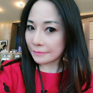 Alyx, 36 (TG)