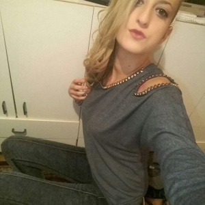 Deborah, 31 (LU)