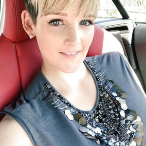 Jennyh, 34 (BE)