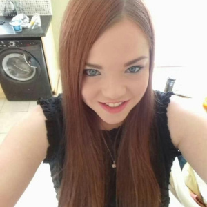 Zellea, 27 (AG)
