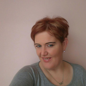 Yvonne77, 37 (SG)