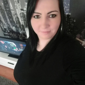 Lailis, 37 (AG)