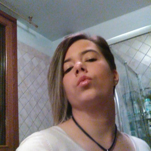 Julie24, 30 (BE)