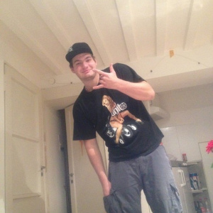 Beni, 33 (NW)
